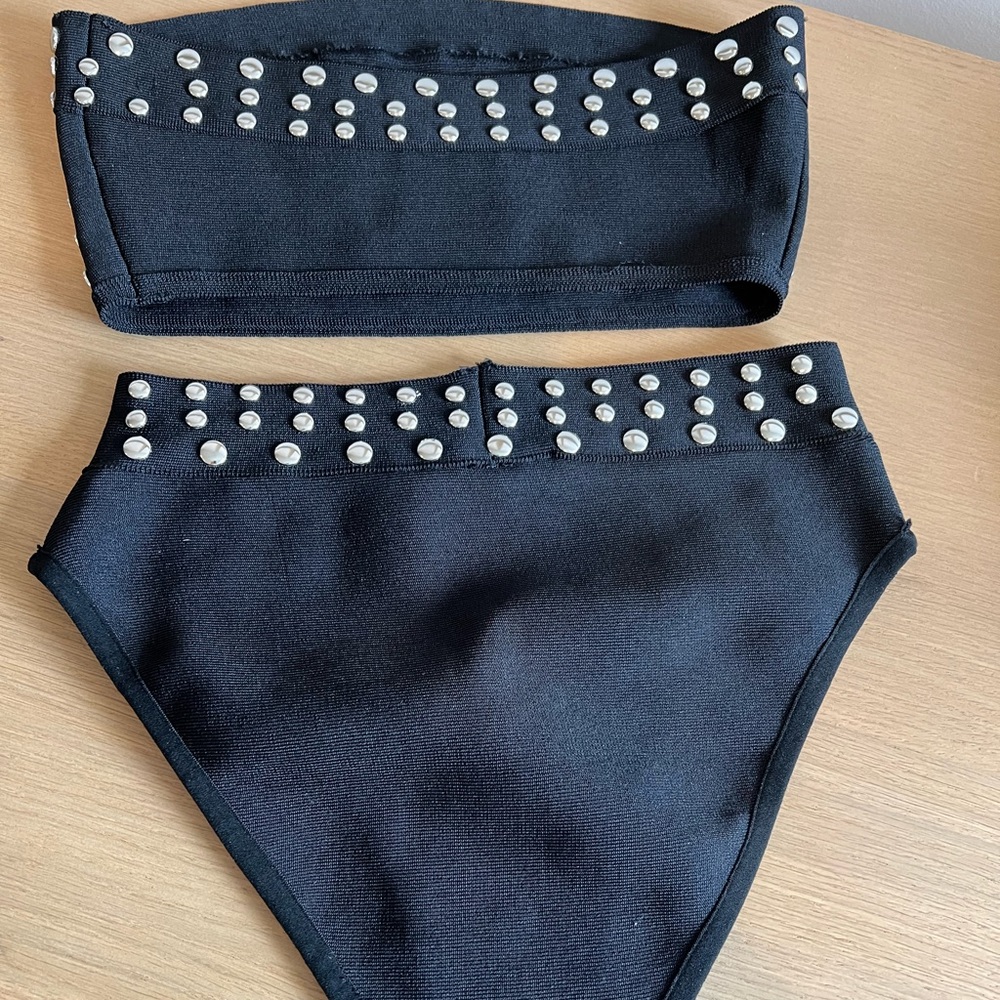 MISSGUIDED | Studded Bikini - Picture 2 of 4